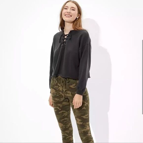 American Eagle Lace Up Fleece Cropped Sweatshirt Charcoal Gray - Picture 9 of 9